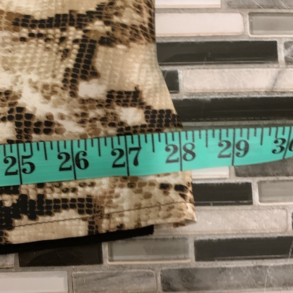 2X COMO BLACK Snake Print Sleeveless Cowel Neck Top - Picture 7 of 9